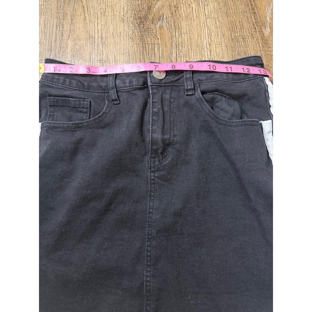 Denim Blvd Los Angeles Black Denim Mini Skirt White Side Stripe Raw Hem Size M - Picture 6 of 7